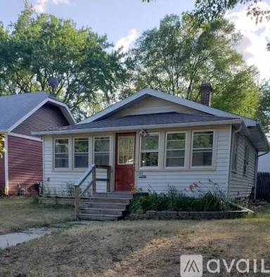 Main picture of 143 22nd Ave N
