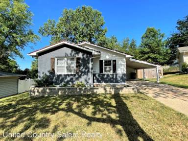 Main picture of 17 Frost Dr