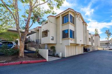 Main picture of Towne Villas Condos