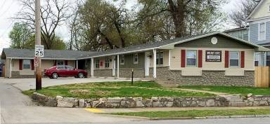 Main picture of 724 W Walnut St