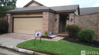 Main picture of 1607 Bernard Way