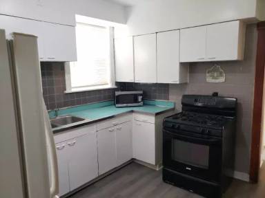 Main picture of 8936 S Ashland Ave