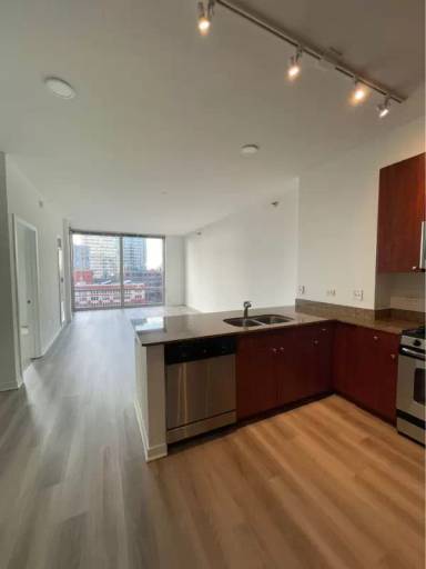 Main picture of Forty-One East Eighth