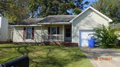 Main picture of 909 Glen Reilly Dr