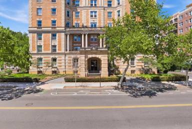 Main picture of 1851 Columbia Rd NW