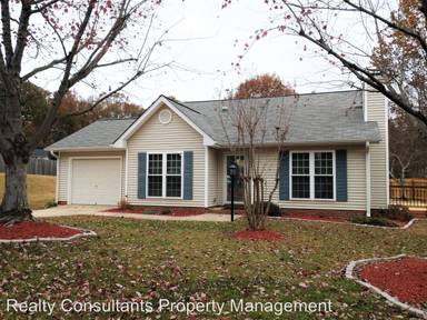 Main picture of 6785 Ironwood Cir