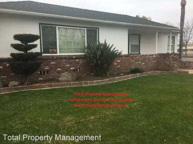 Main picture of 441 N Cherry St
