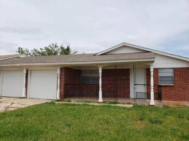 Main picture of 437 SE 54th St