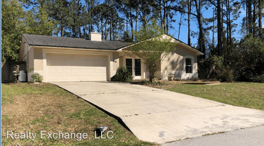 Main picture of 28 Woodborn Ln