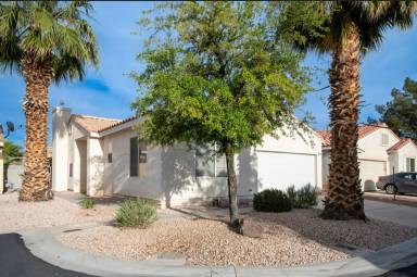 Main picture of 984 Country Skies Ave