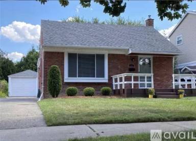 Main picture of 127 Chippewa Ave