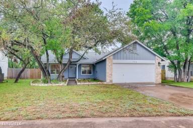 Main picture of 702 Mistywood Cir