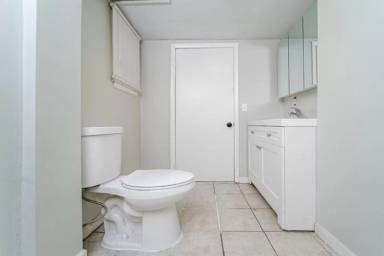 Main picture of 169 Hutton St