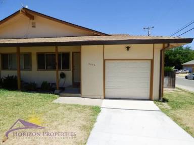Main picture of 5334 Castle St