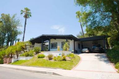 Main picture of 3649 Sapphire Dr