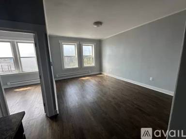 Main picture of 737 Dr Martin Luther King Jr Blvd