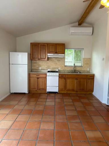 Main picture of 705 Columbia St
