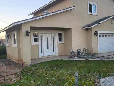Main picture of 9393 Duncan Ave