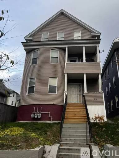 Main picture of 55 Vernon St