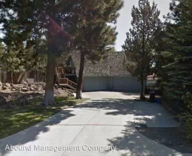 Main picture of 2832 NE Lotno Dr