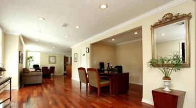 Main picture of Woodlake Townhomes
