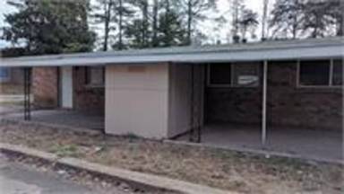 Main picture of 4960 Central Dr