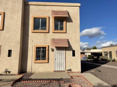 Main picture of 4565 N 26th Dr