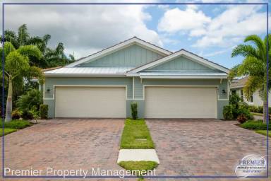Main picture of 14529 Edgewater Cir