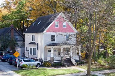 Main picture of 701 S Forest Ave