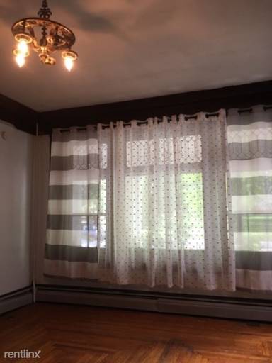 Main picture of 1533 W Turner St