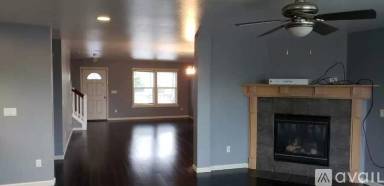 Main picture of 22537 132nd Pl SE