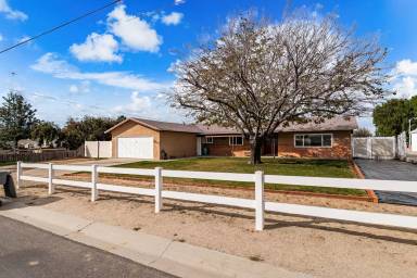 Main picture of 2030 Western Ave