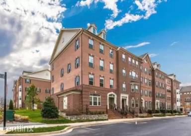 Main picture of 9553 Hyde Pl