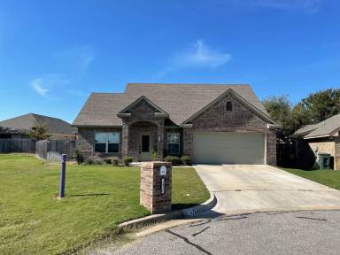 Main picture of 1436 Lauren Ln