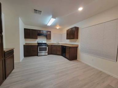 Main picture of 4517 Blue Magic Way