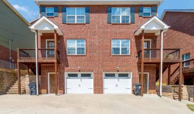 Main picture of 119 W Washington St