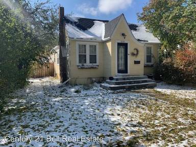 Main picture of 3118 Thomes Ave