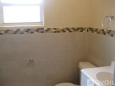 Main picture of 5636 Hope St