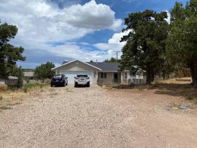 Main picture of 221 Rex Layne Dr