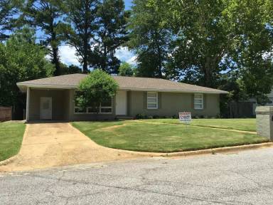 Main picture of 3014 3rd Ct E
