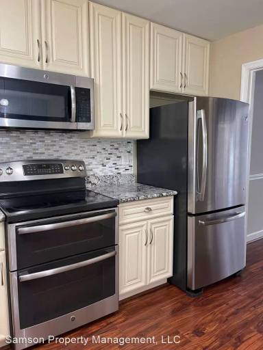 Main picture of 8094 Sleepy View Ln