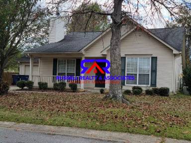 Main picture of 105 Red Oak Ln
