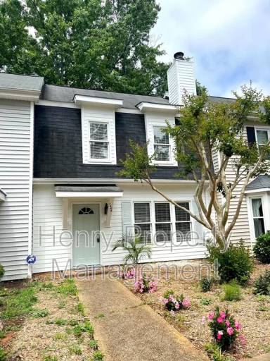 Main picture of 1446 Aversboro Rd