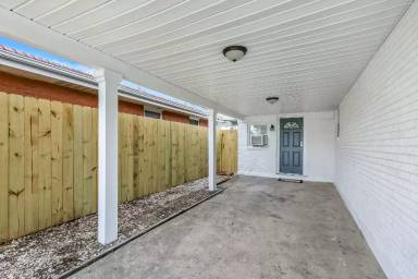 Main picture of 901 Perrin Dr