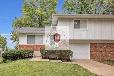 Main picture of 9434 Riggs St