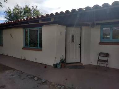 Main picture of 3608 E Lee St
