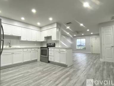 Main picture of 546 SE 4th Ter