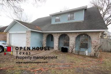 Main picture of 10018 Rippling Fields Dr