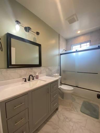 Main picture of 2360 Regina Ct