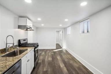 Main picture of 87 Lucy St SE